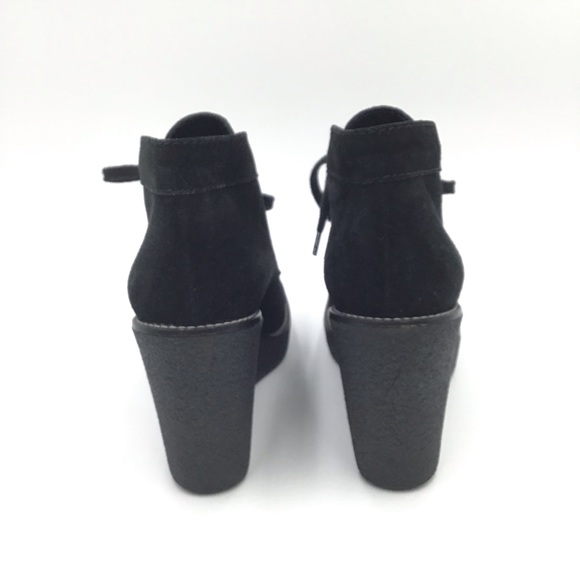 Aquatalia Vianna size 5.5 black wedge boot suede lace up Italy Flaw - Picture 5 of 9